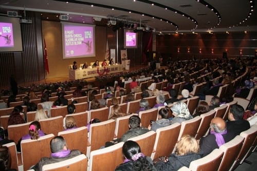 2015 Türkiye’Sinde Kadın
 - 18