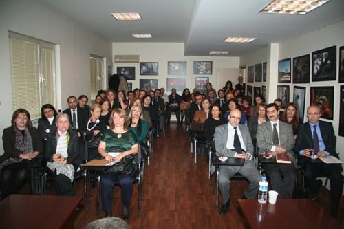 Kamu Avukatlarına Barodan Destek

 - 10