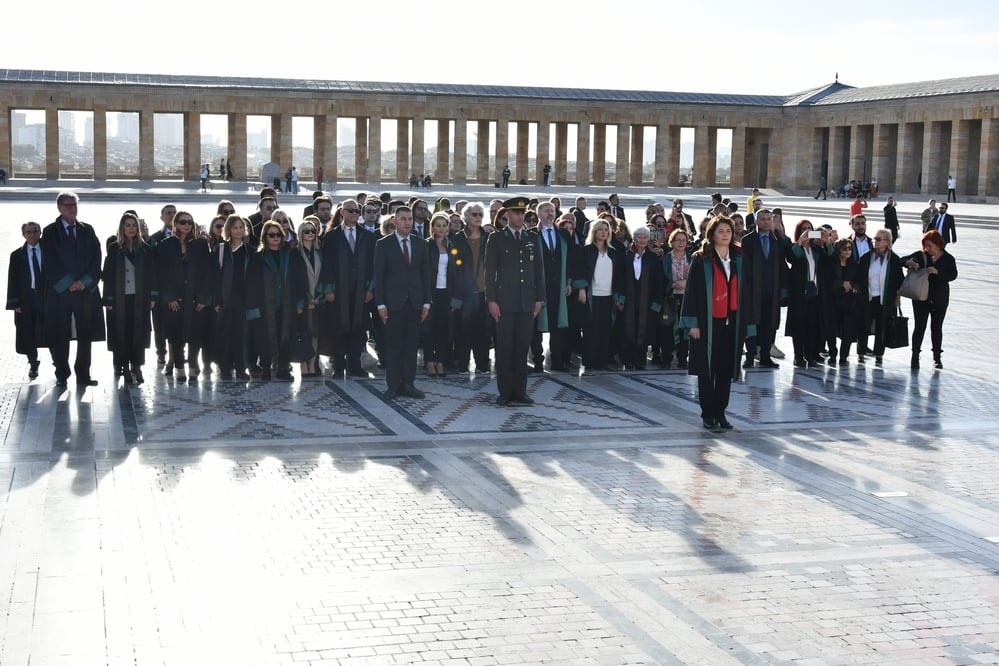 İstanbul Barosu Cumhuriyetimizin 100. Yılında Anıtkabir’de ATAMIZIN Huzurunda - 5