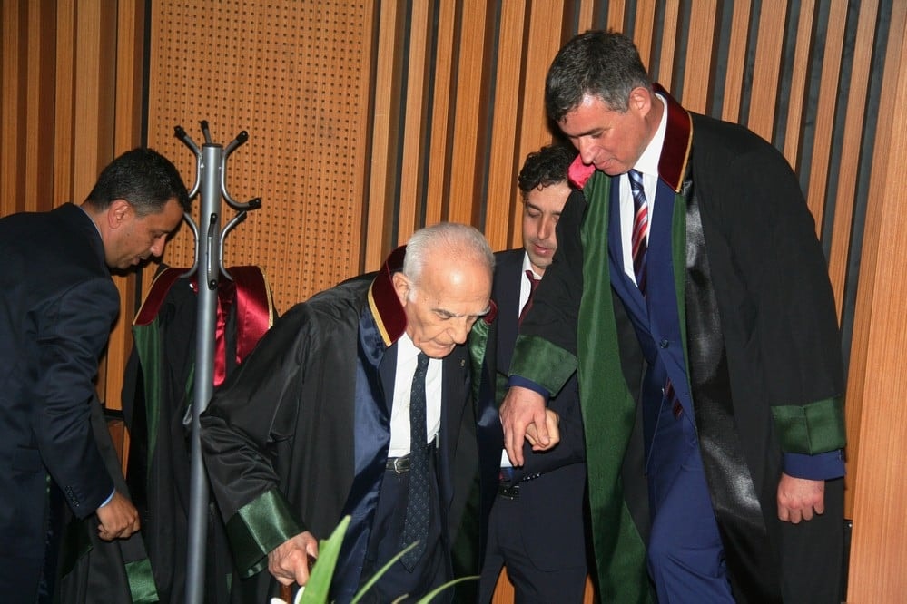 Meslekte 40, 50, 60 Yılını Dolduran 467 Meslektaşlarımıza Madalya Verildi - 49