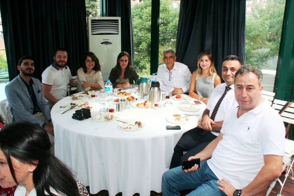 Sem Eğitmenlerine Plaket Verildi - 24