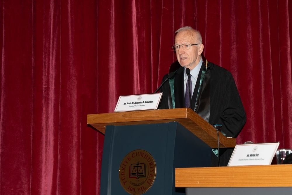 İstanbul Barosu Başkanı Av. Prof. Dr. İbrahim Kaboğlu ve Yönetim Kurulunun İlk Ruhsat Töreni - 3