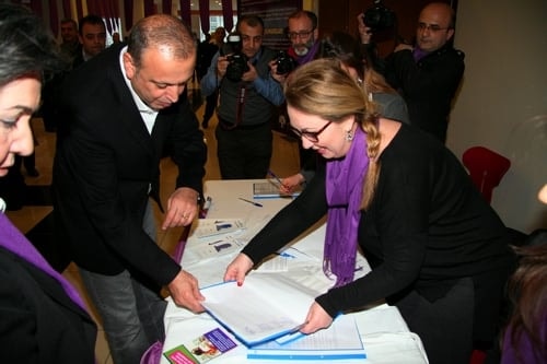 2015 Türkiye’Sinde Kadın
 - 62