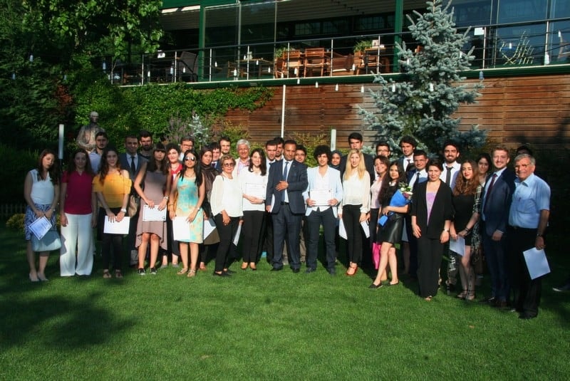 37. Dönem Hukuk İngilizcesi Ve Terminoloji Derslerine Katılanlara Törenle Belgeleri Verildi - 57