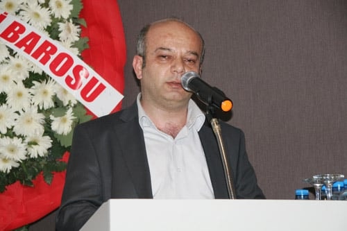 Türkiye Baroları Hayvan Hakları 1. Kurultayı
İstanbul’Da Yapıldı
 - 14