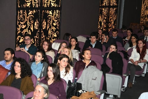 27. Dönem Hukuk İngilizcesi Ve Terminolojisi Derslerini Tamamlayan Avukat Ve Stajyer Avukatlara Katılım Belgeleri Verildi - 19