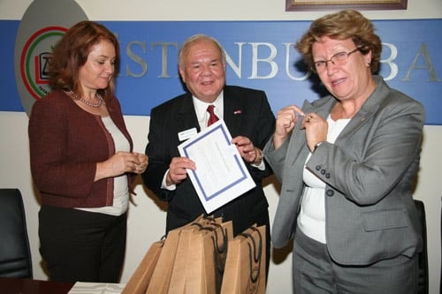 Amerikan Baro Vakfı Baromuzu Ziyaret Etti

 - 16