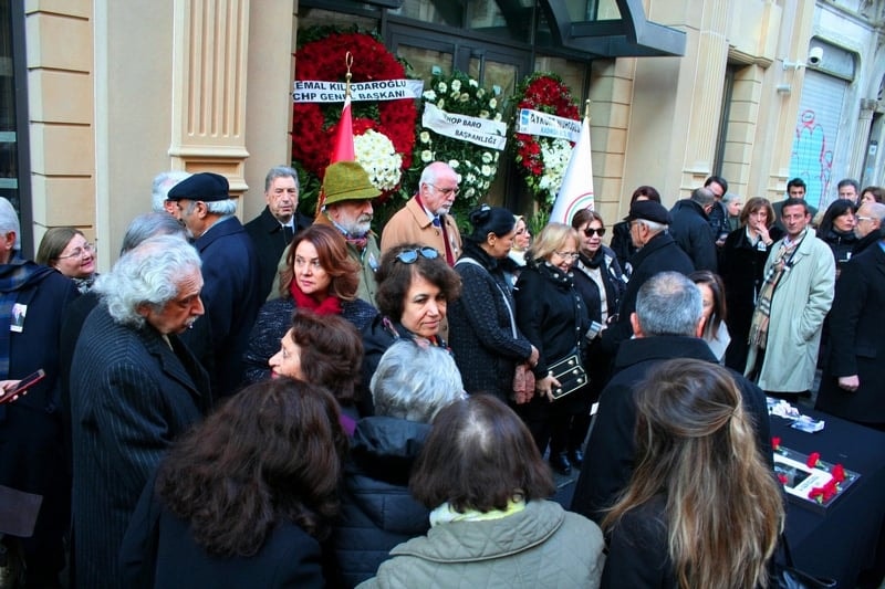Başkanımız Av. Kazım Kolcuoğlu’nu Son Yolculuğuna Uğurladık - 33