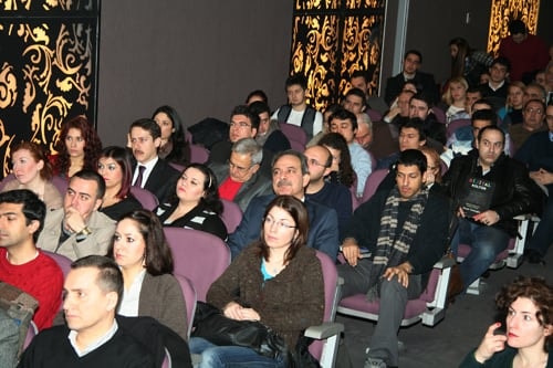 Uluslararası Ödeme Aracı Olan Çekin Ceza Yasası Kapsamına Alınması Eleştirildi

 - 6