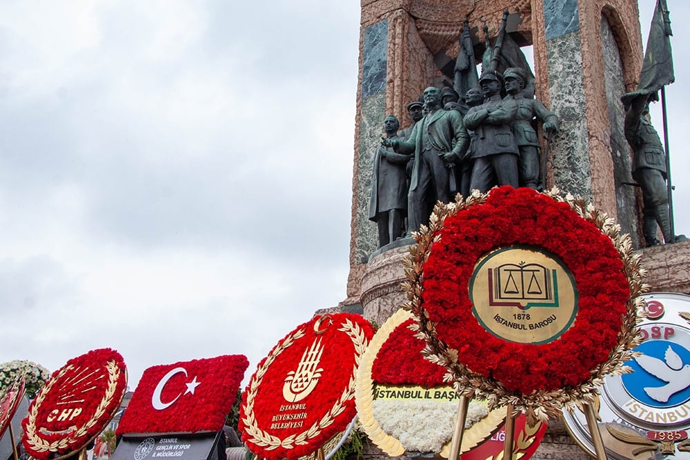 Taksim Cumhuriyet Anıtı’nda 19 Mayıs Töreni - 6