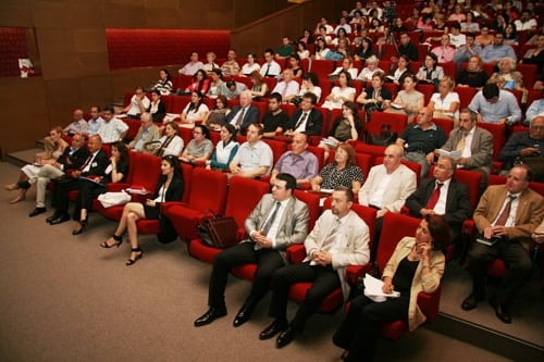 Yeni Değişiklikler Işığında Hmk
 - 2