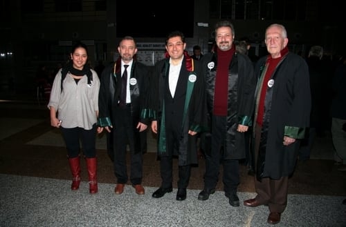 Hukuk Silah, Polis Yargı Olamaz!
 - 100