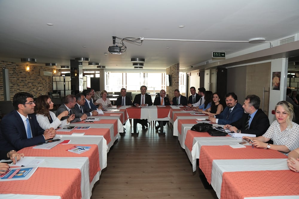 Kamuoyuna; Her İlde, Her Okula Bir Avukat! - 1