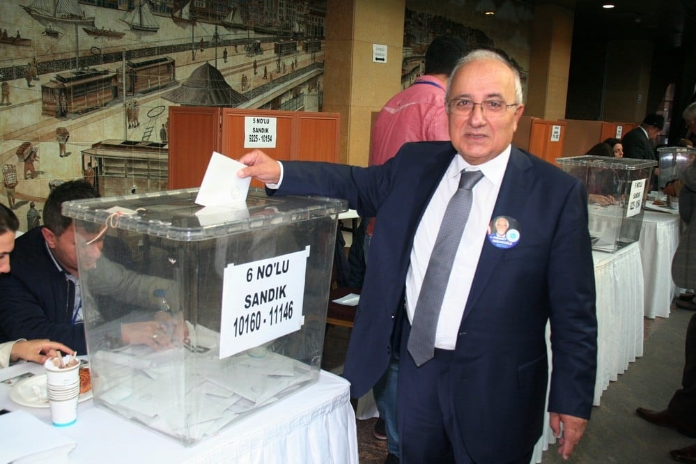 Başkan Durakoğlu Güven Tazeledi - 419