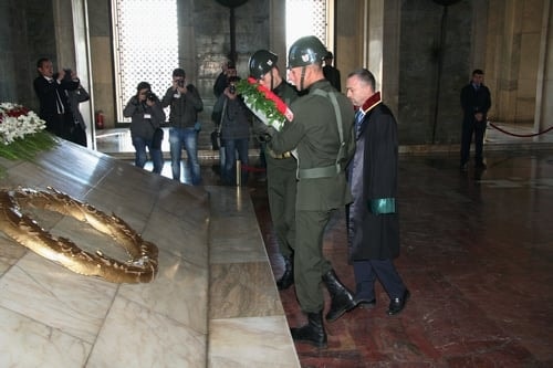 İstanbul Barosu Heyeti Anıtkabir’De Ata’Nın Huzurunda

 - 29