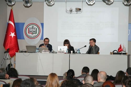 Bilişimin Ticaret Hukukuna Etkileri
 - 37