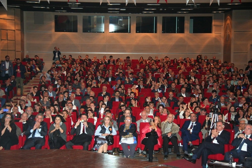 Başkan Durakoğlu Güven Tazeledi - 299