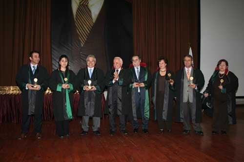 Kolcuoğlu: “Bugün Dünyada Ve Türkiye’De 
Ciddi Bir Hukuk Bunalımı Yaşanmaktadır” - 13