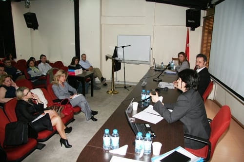 Enerji Piyasasında Lisans Ve Enerji Sözleşmeleri

 - 8