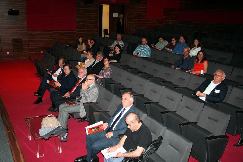 Hukuka Felsefi ve Sosyolojik Bakışlar VIII - 8