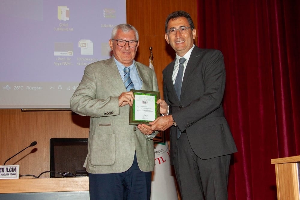 Av. Prof. h. c. Dr. Bülent Sözer Anısına Sempozyum ve Konişmento Sergisi - 13