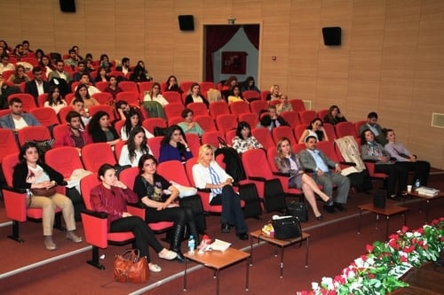 Kadın Hakları Ve Aile İçi Şiddet” Konulu Sertifika Programı Devam Ediyor
 - 45