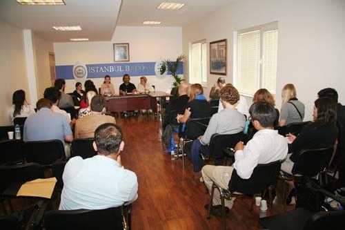 Amerikalı Hukuk Fakültesi Öğrencileri Baromuzu Ziyaret Etti
 - 5