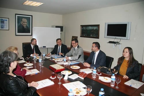 Eskişehir Barosu Yönetiminden İstanbul Barosuna Destek

 - 13