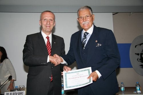 Cumhuriyet’İn 90. Yılı Panel

 - 28