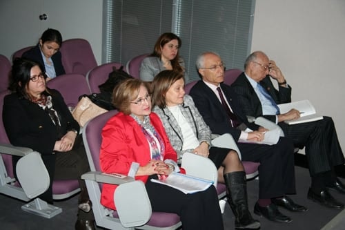 Türkiye Kadın Sorununu Çözerek Çağdaşlaşır
 - 12