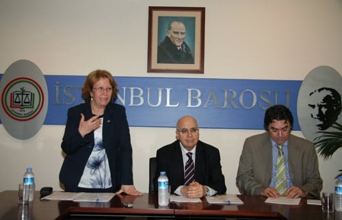 Batı Trakyalı Türk Avukatlara Aihm Eğitim Semineri Verildi

 - 1