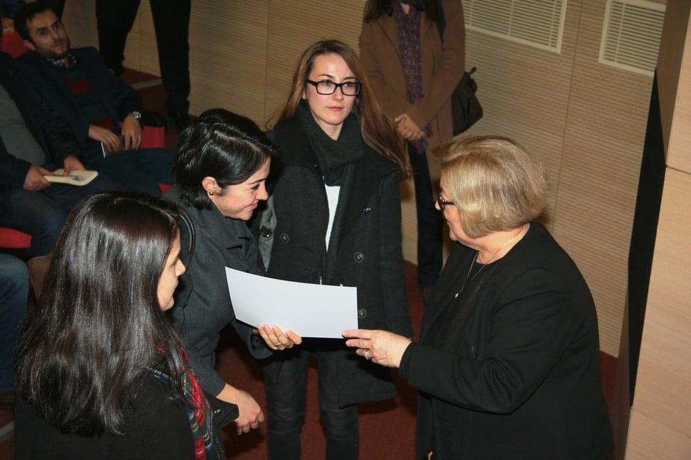 Kadın Hakları ve Aile İçi Şiddet” Konulu Sertifika Programı Devam Ediyor - 35