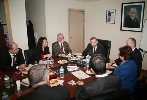 Bursa Barosu Yönetiminden İstanbul Barosuna Destek
 - 44