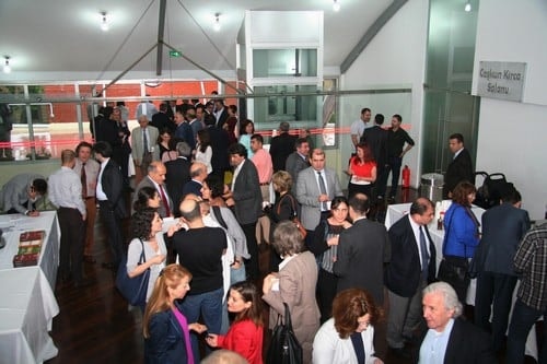 Sendikal Haklar Ve İş Sözleşmeleri Sempozyumu

 - 29