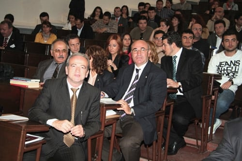 Mesleğe Yeni Başlayan Avukatların Sorunları Forumda Tartışıldı  - 9