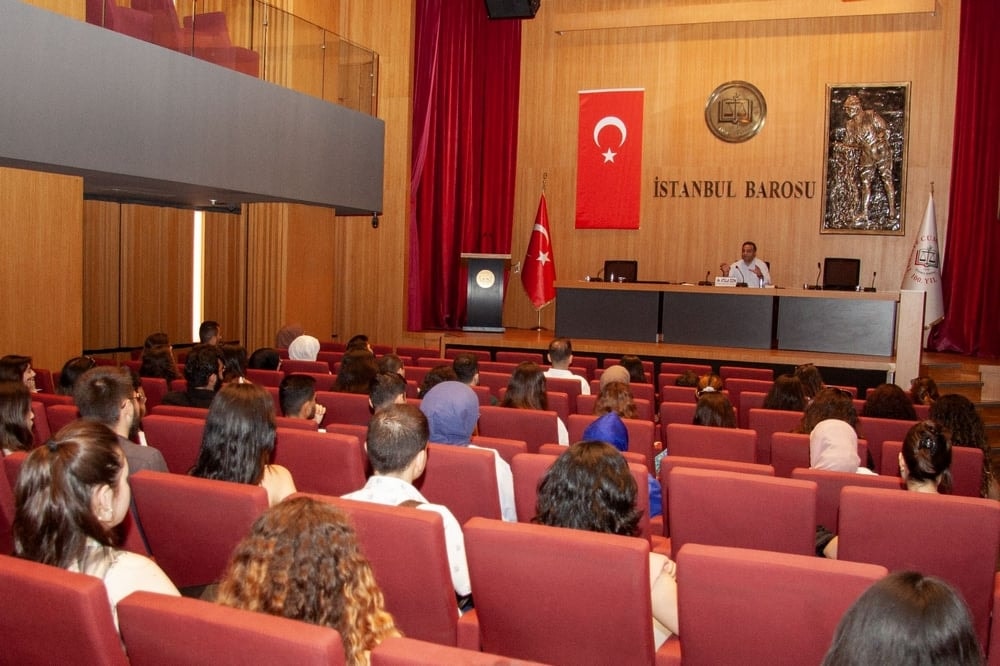 Hukuk Fakültesi Öğrencileri Yaz Programı Tamamlandı - 2