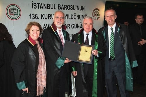 Hukuk Devleti Tesis Edilene, Yargı Bağımsız Olana Kadar, Bedeli Ve Pahası Ne Olursa Olsun Bu Mücadeleyi Birlikte Sürdüreceğiz - 35