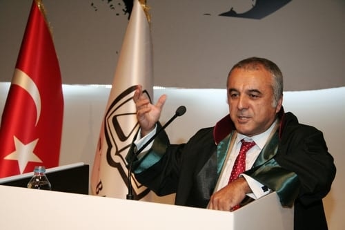 Ümit Kocasakal İstanbul Barosu Başkanlığına Yeniden Seçildi 

 - 167