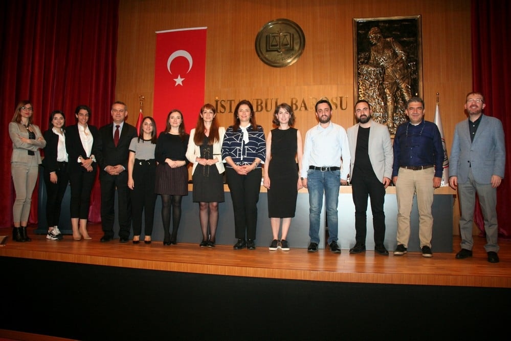 Yapay Zekâ Çağında Hukuk  - 45