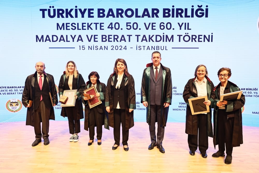 Meslekte 40, 50 ve 60 Yılını Dolduran Meslektaşlarımıza Plaket Verildi - 83