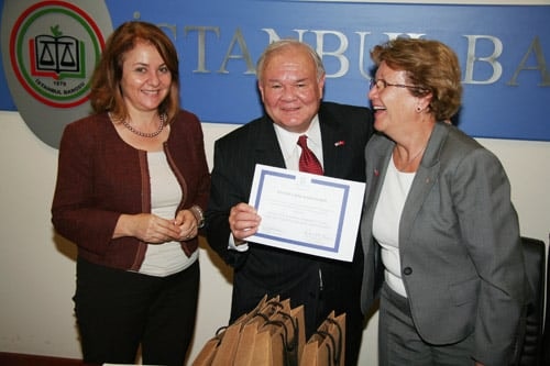 Amerikan Baro Vakfı Baromuzu Ziyaret Etti

 - 18