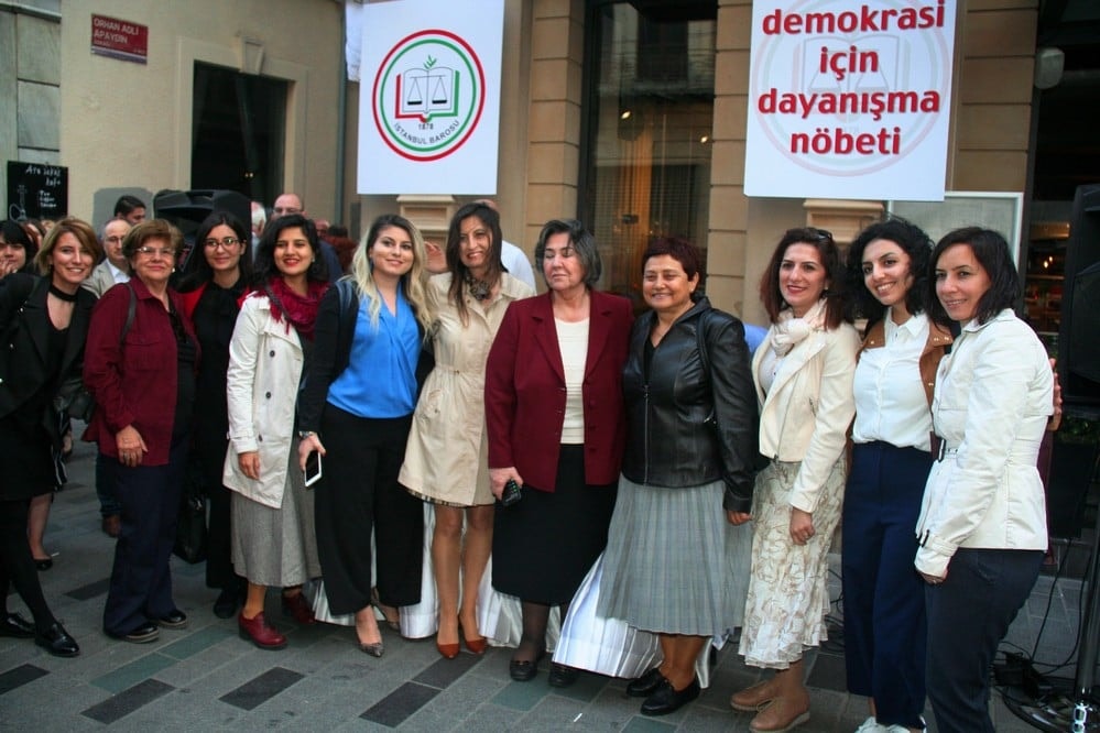 Demokrasi ve Dayanışma Nöbeti Devam Ediyor - 6