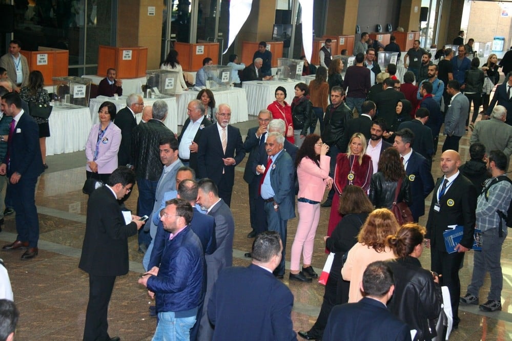 Başkan Durakoğlu Güven Tazeledi - 400