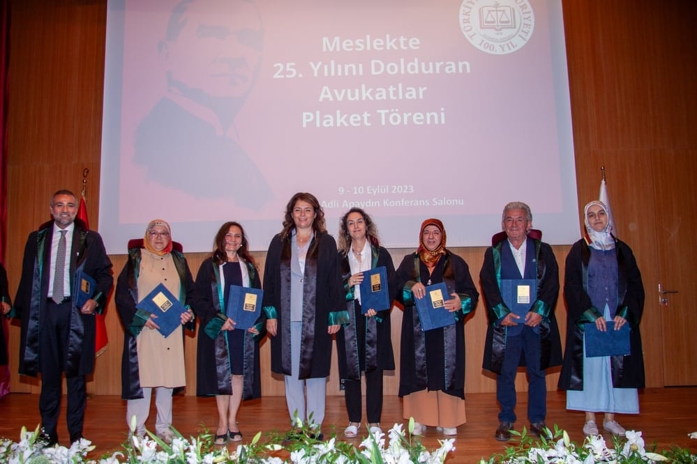 Meslekte 25, 30 ve 35 Yılını Dolduran Meslektaşlarımıza Plaket Verildi - 143
