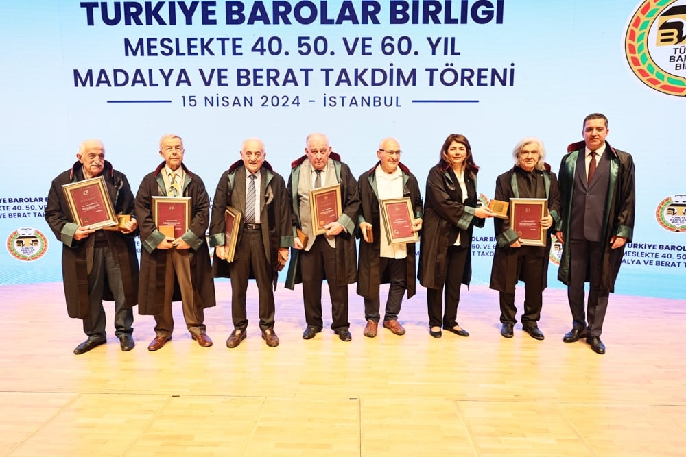 Meslekte 40, 50 ve 60 Yılını Dolduran Meslektaşlarımıza Plaket Verildi - 117