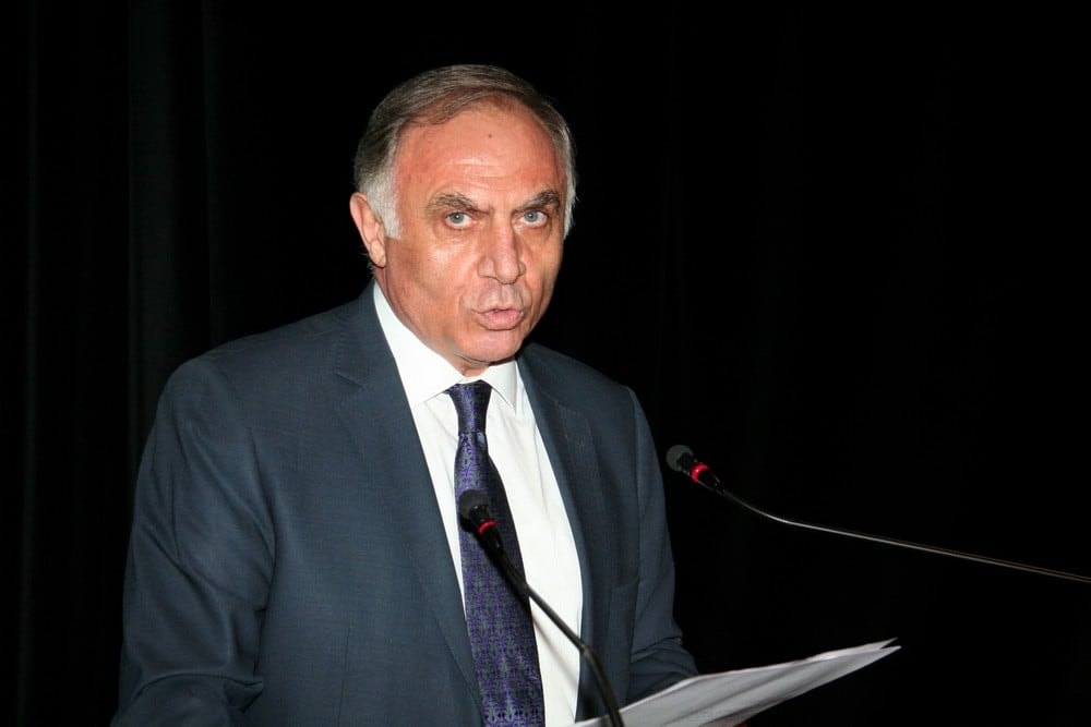 Hukuka Felsefi ve Sosyolojik Bakışlar VIII - 20