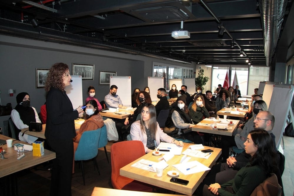 Genç Avukatlara Menti Eğitimi Verildi - 3