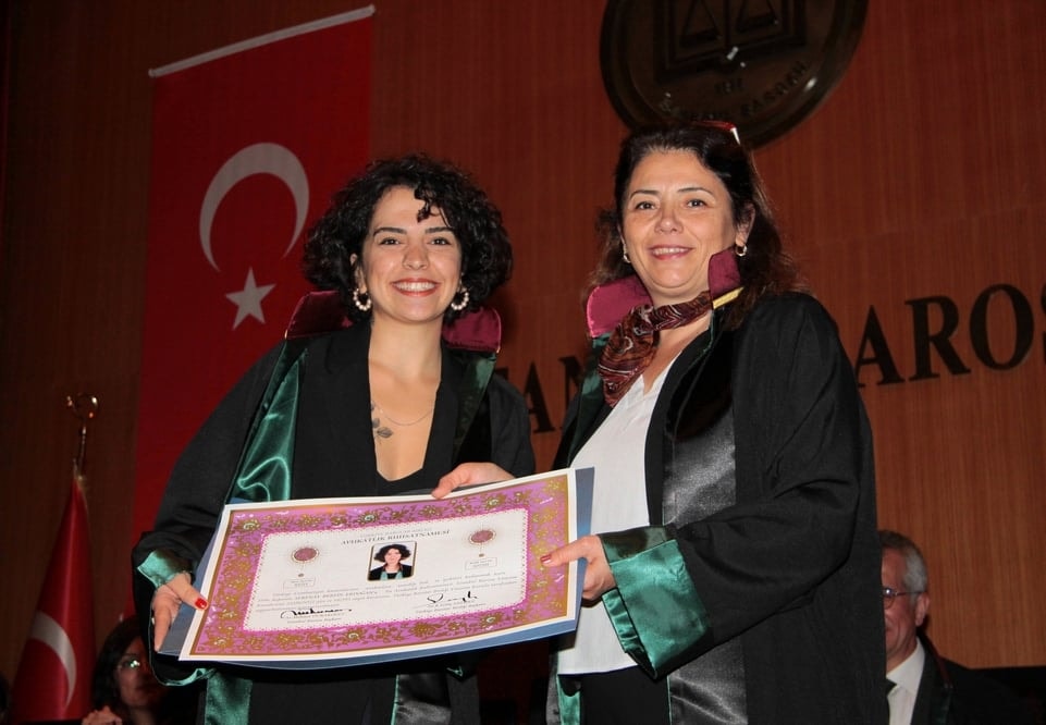 Başkanımız Av. Filiz Saraç ve Yönetim Kurulunun İlk Ruhsat Töreni - 6