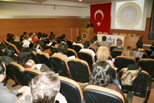 Spor Hukuku Katılım Belgesi Programı Başladı
 - 3