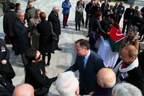 Örnek İnsan Av. Ekrem Erdal Üner’İ Son Yolculuğuna Uğurladık
 - 4